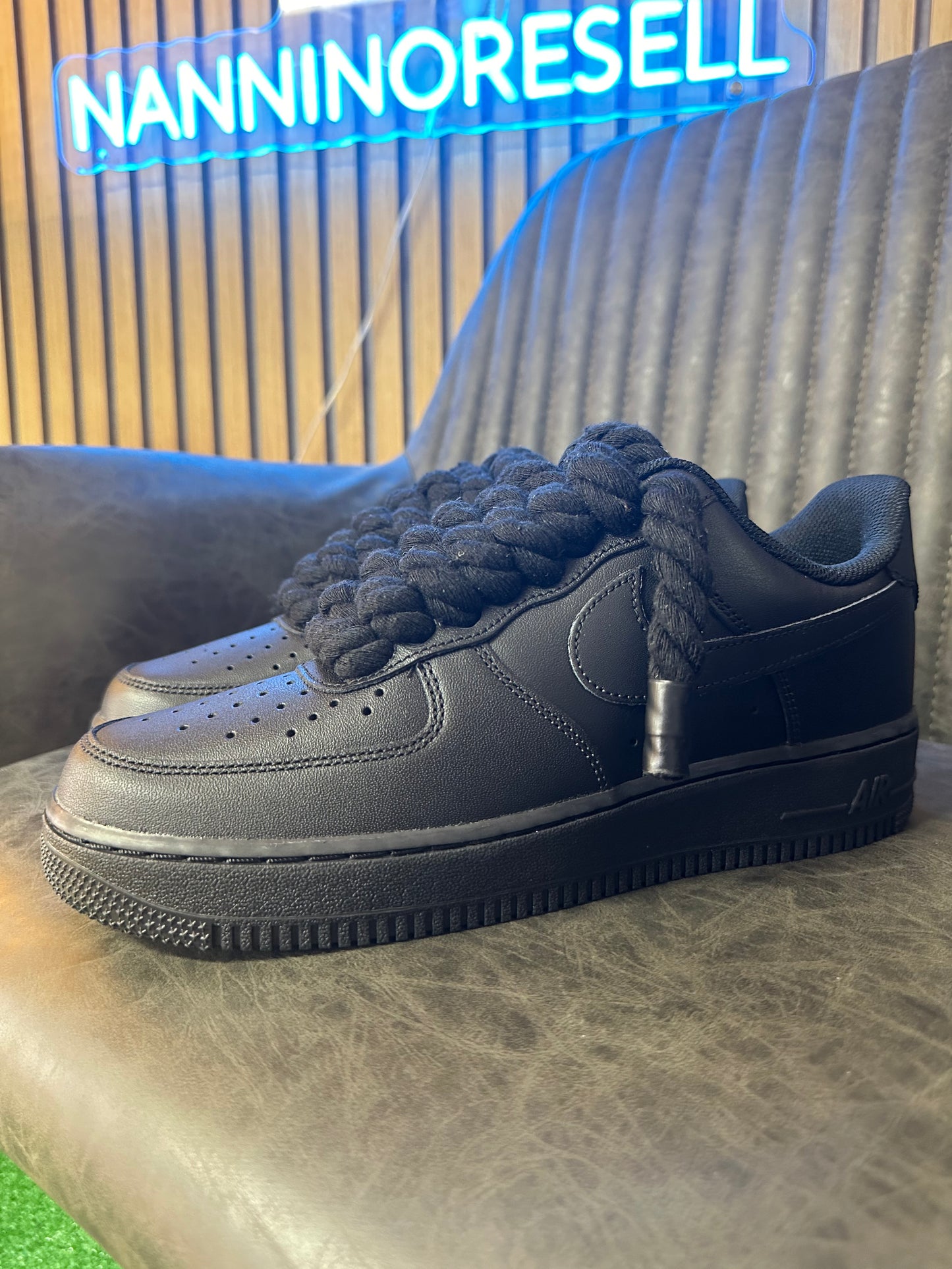AIR FORCE 1 BLACK ROPE LACES