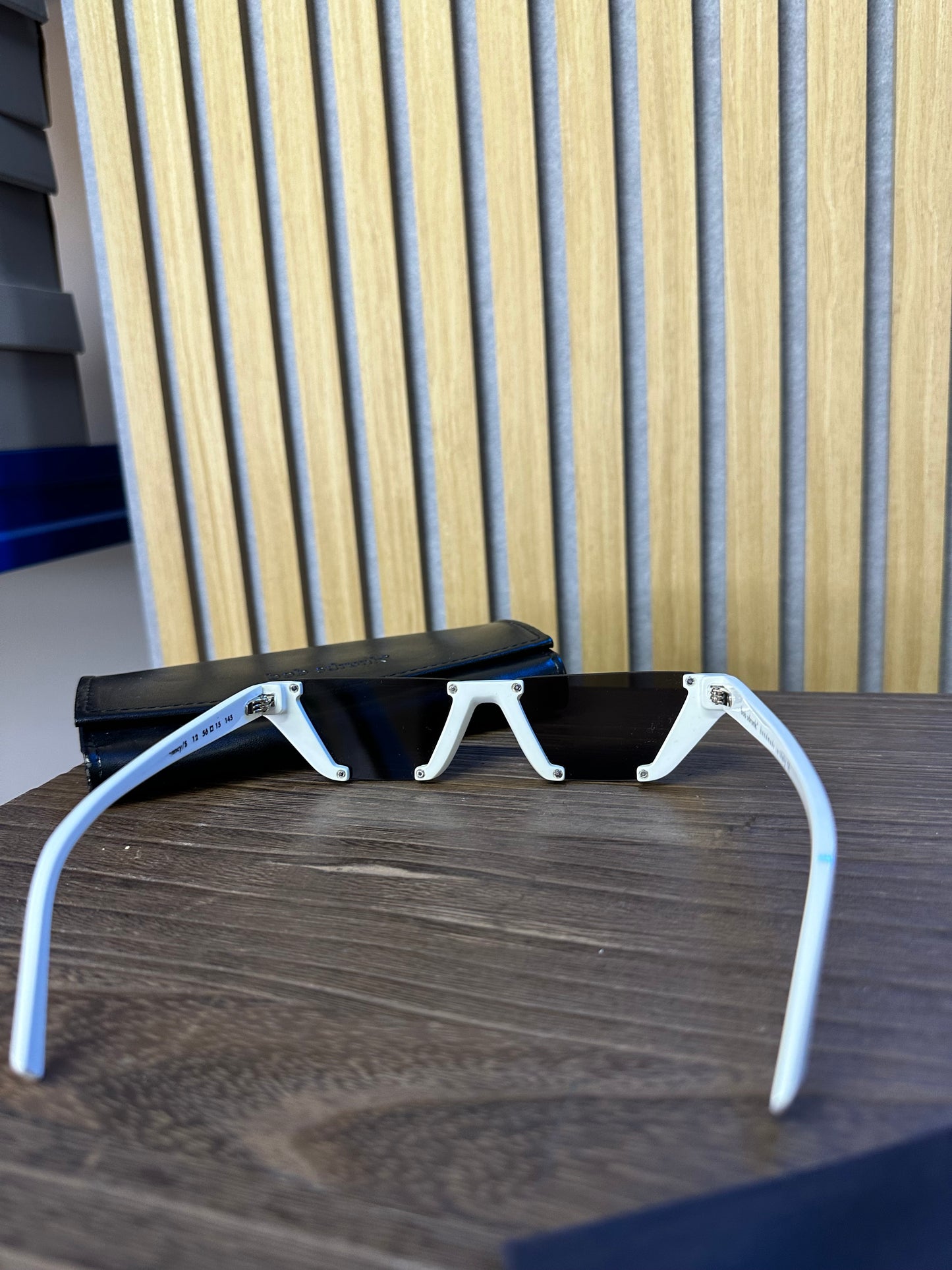 SUNGLASSES BOB SDRUNK