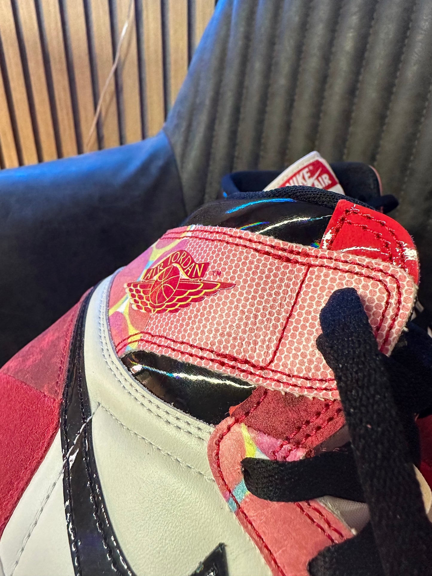 JORDAN 1 HIGH SPIDERMAN