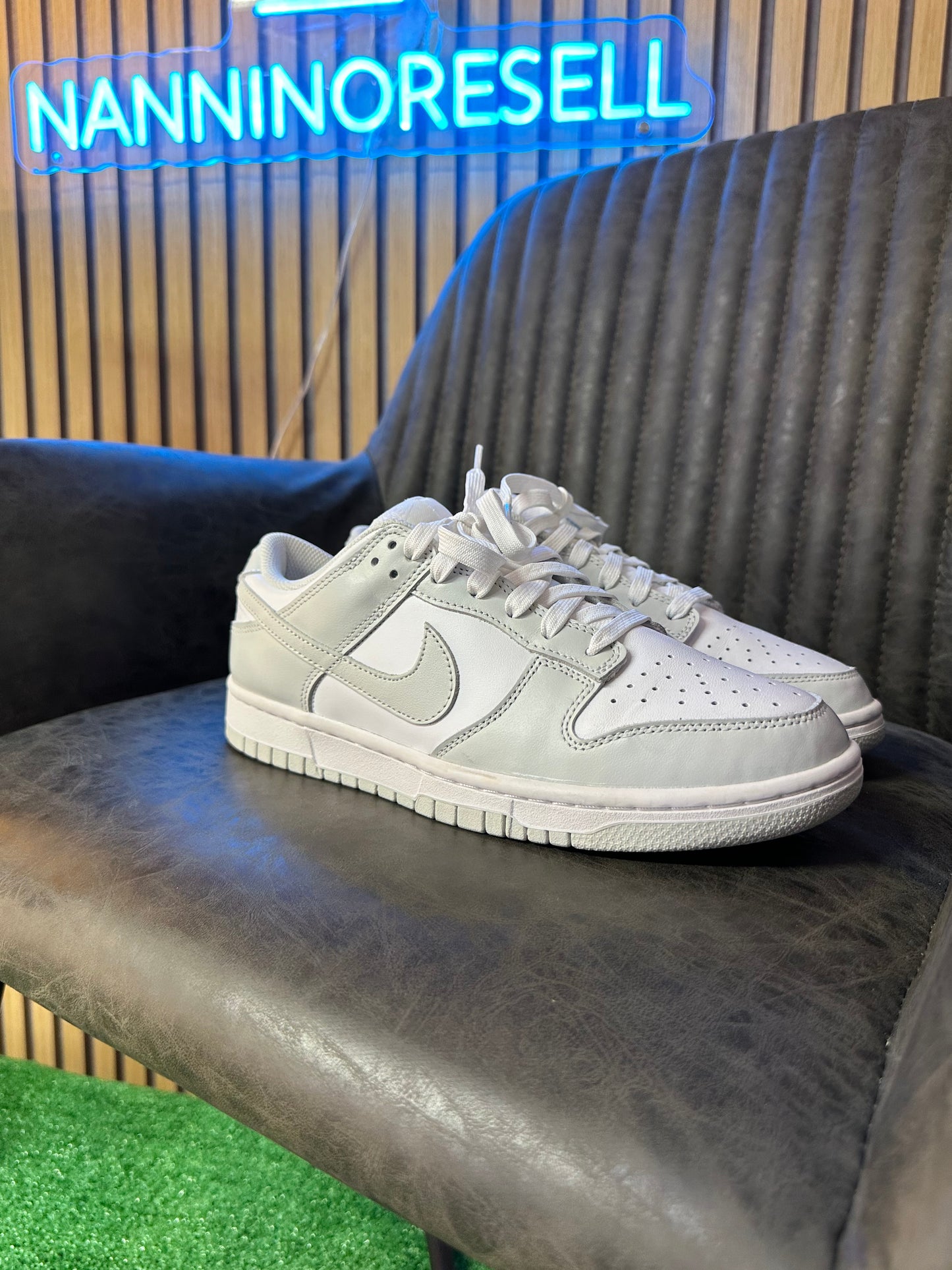 DUNK LOW PHOTON DUST