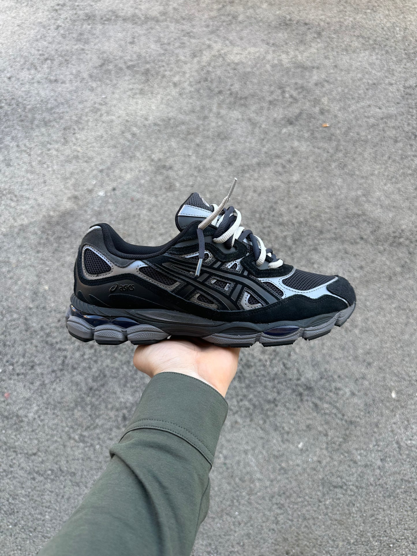Asics nyc graphite nere