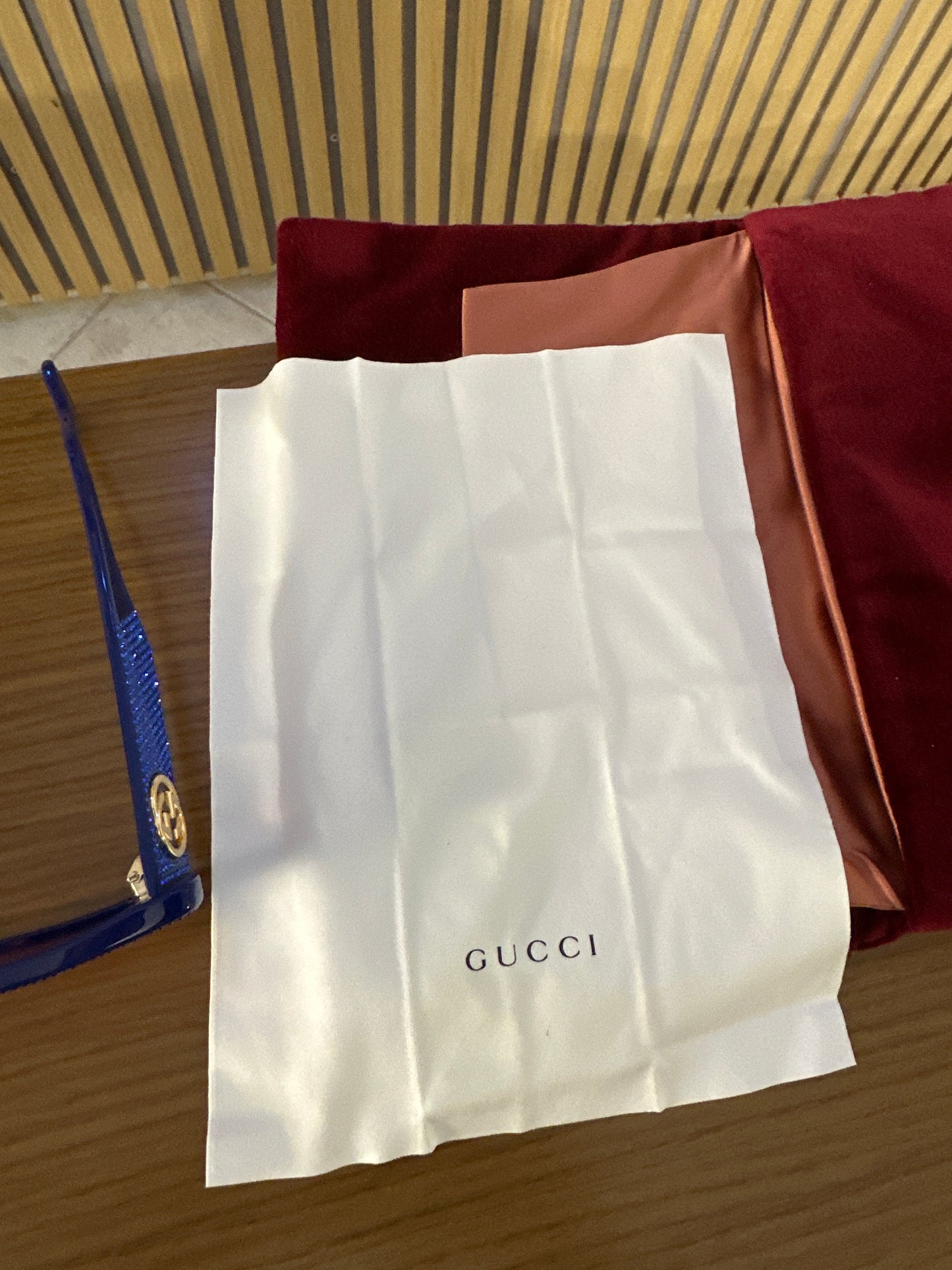 SUNGLASSES GUCCI