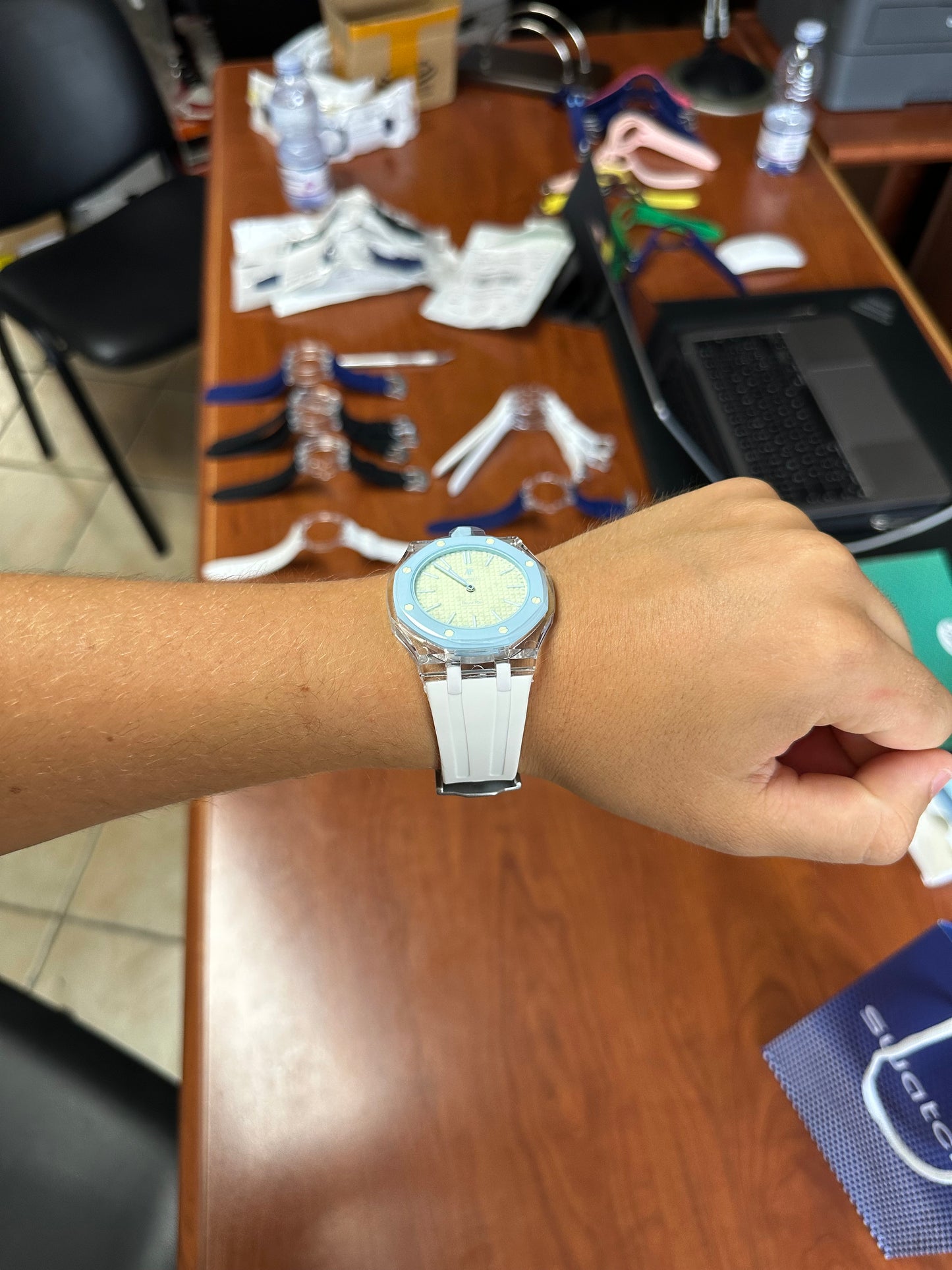 Swatch x AUDEMARS BLAUE ACHT