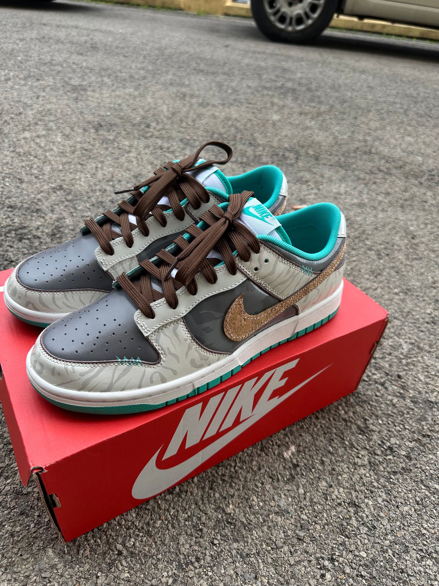 Nike dunk low green glow custom