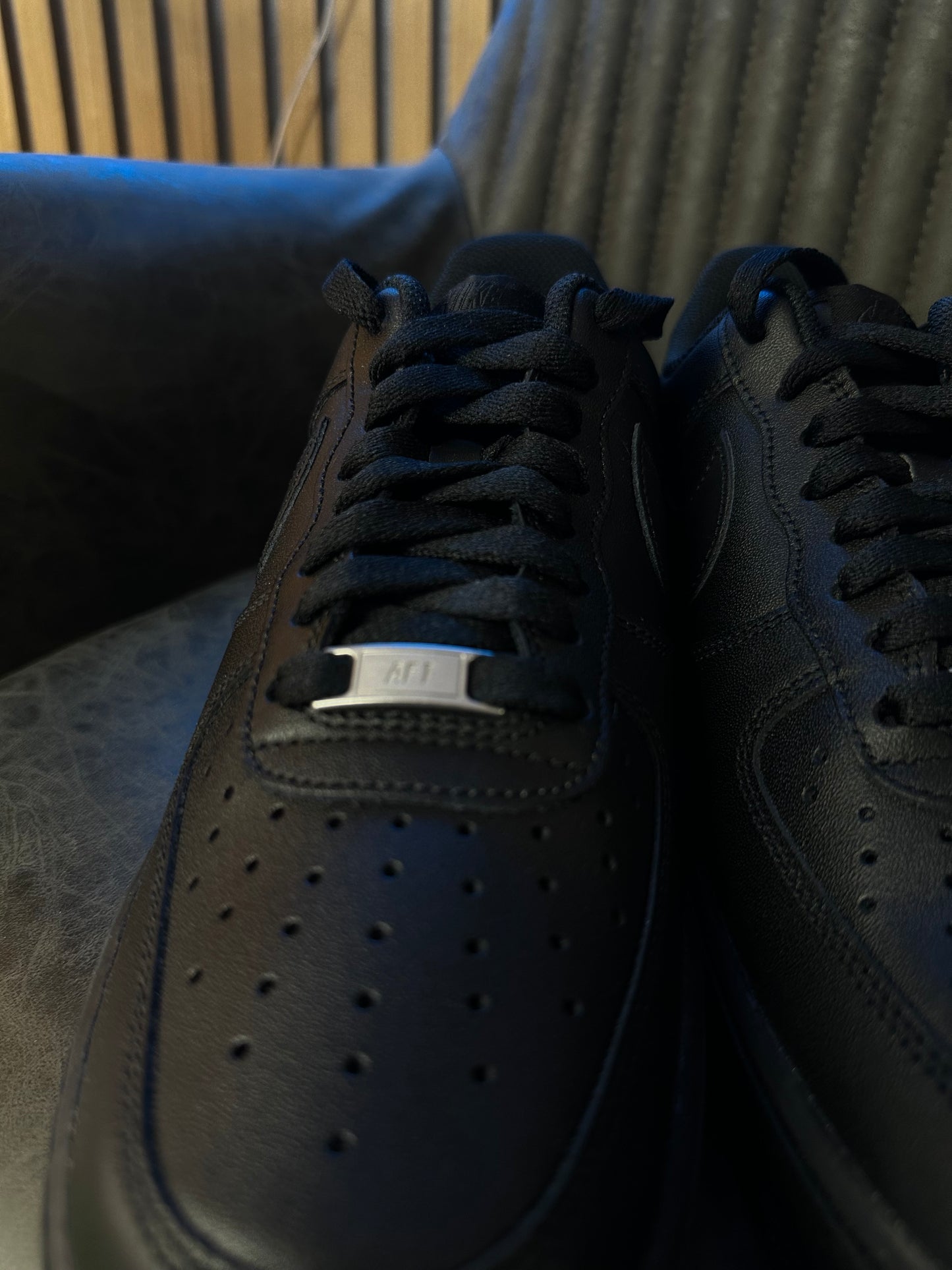 AIR FORCE 1 TOTAL BLACK