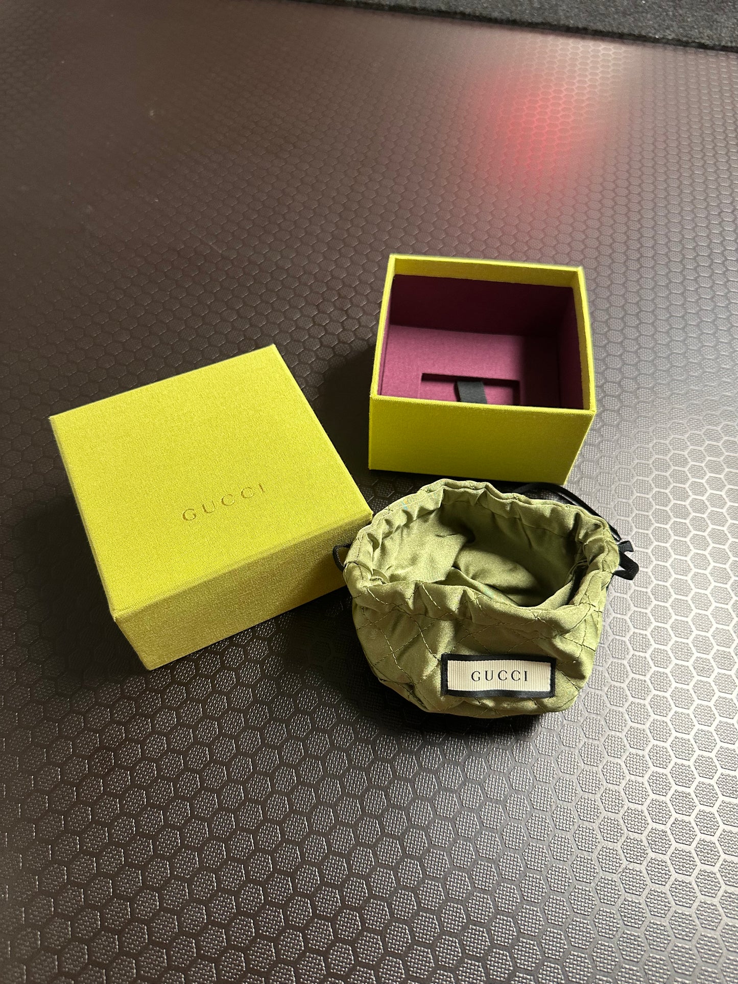 SPILLA GUCCI