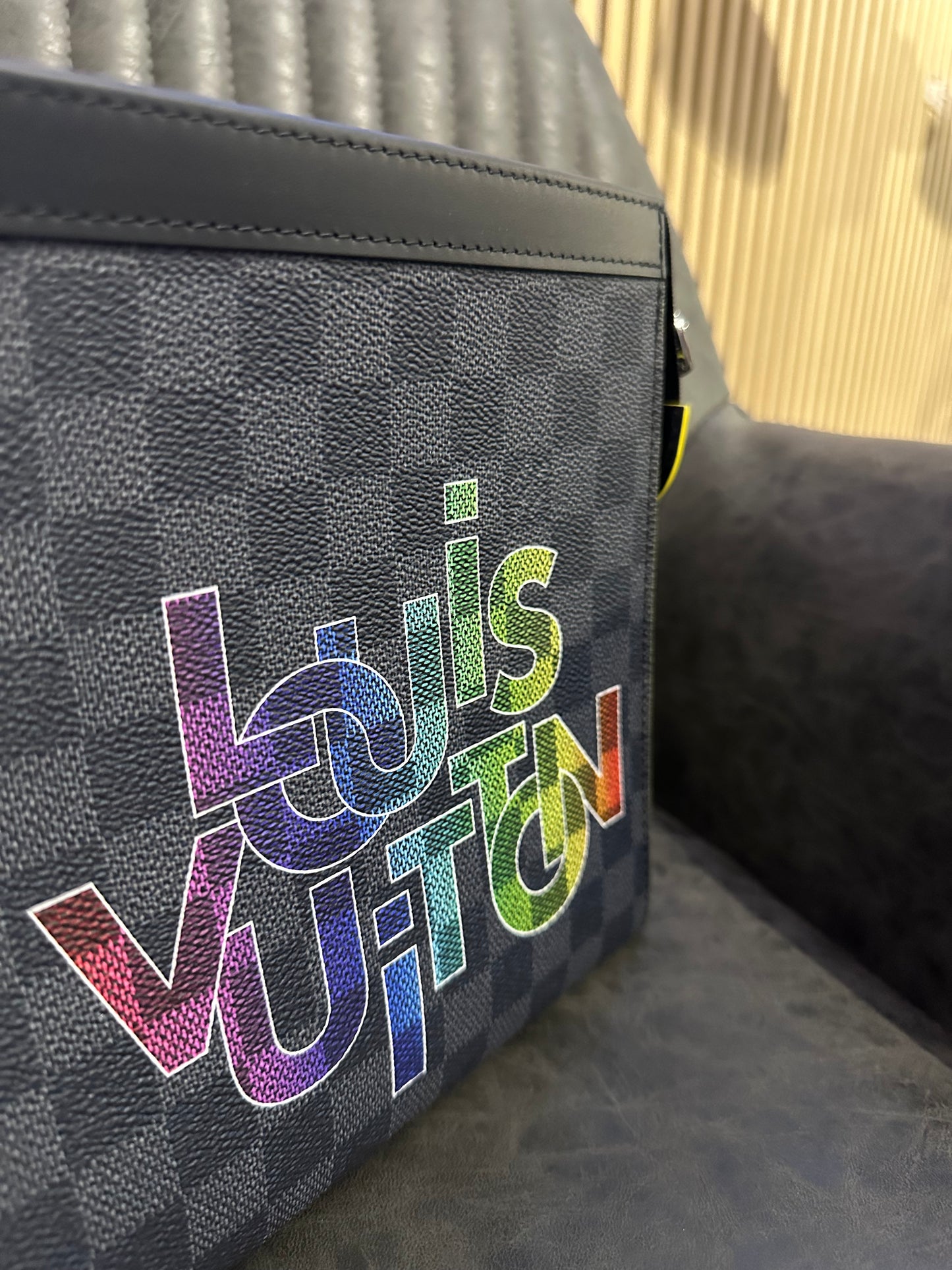 Pochette Voyage MM Damier Graphite Louis Vuitton N60307