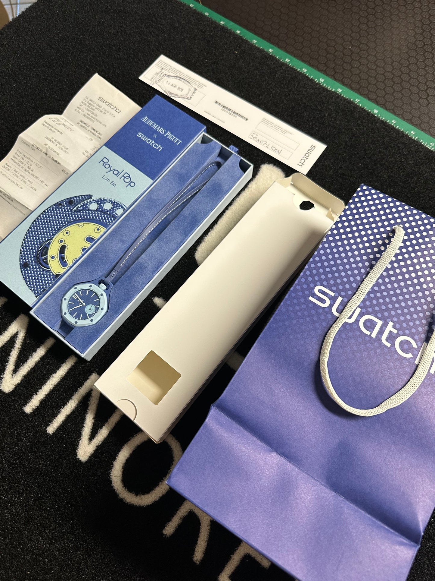 SWATCH X AUDEMARS ROYAL POP LAN BA