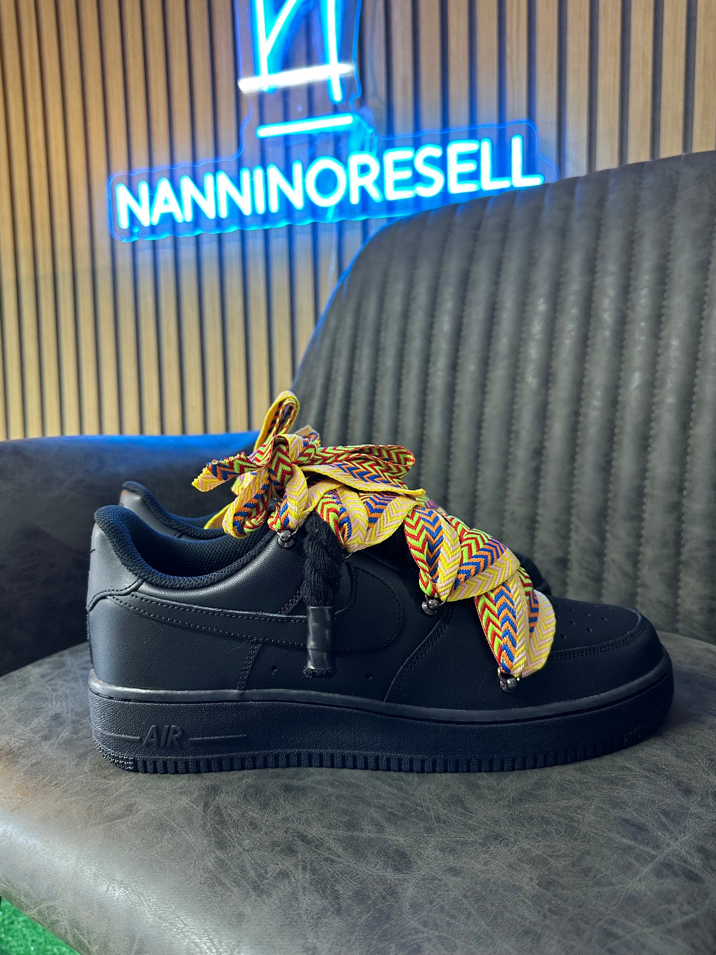 AIR FORCE BLACK LANVIN