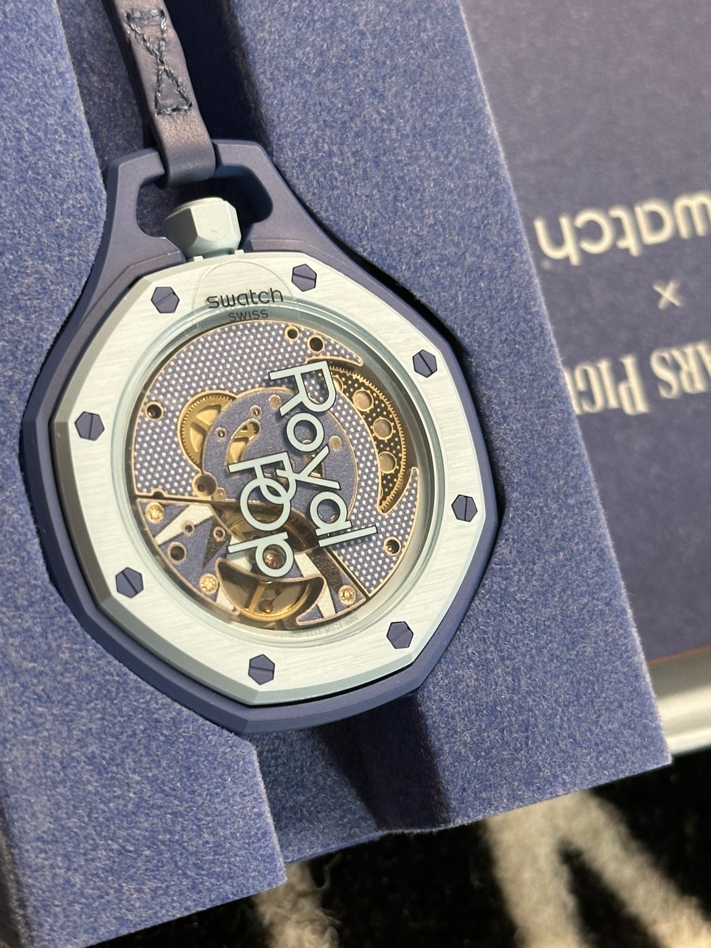 SWATCH X AUDEMARS ROYAL POP LAN BA