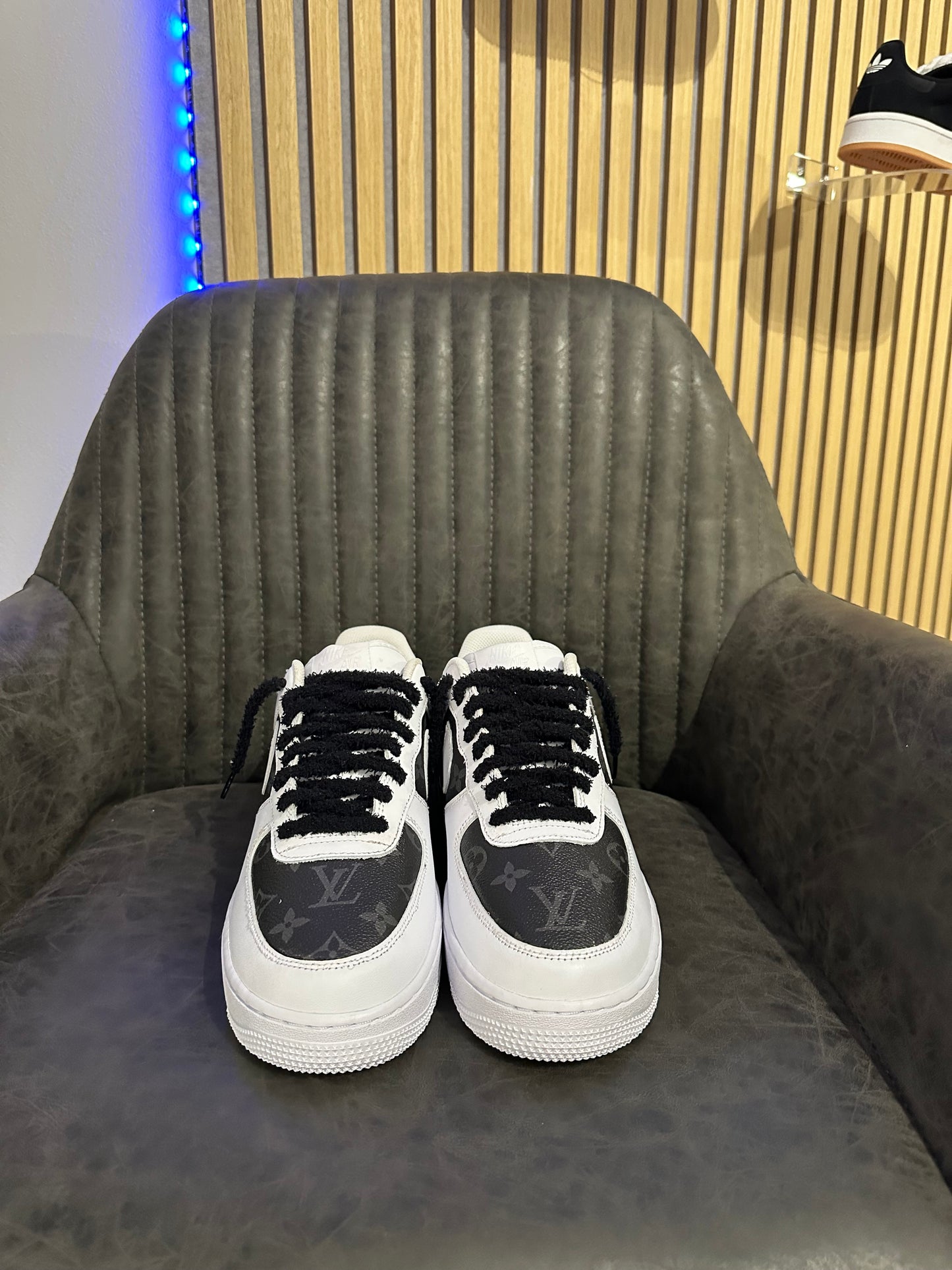 AIR FORCE CUSTOM PATTERN VUITTON