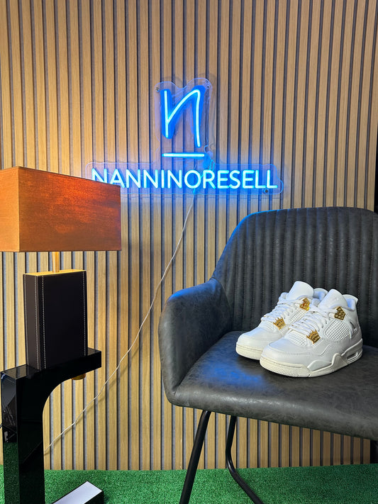 JORDAN 4 METALLIC GOLD