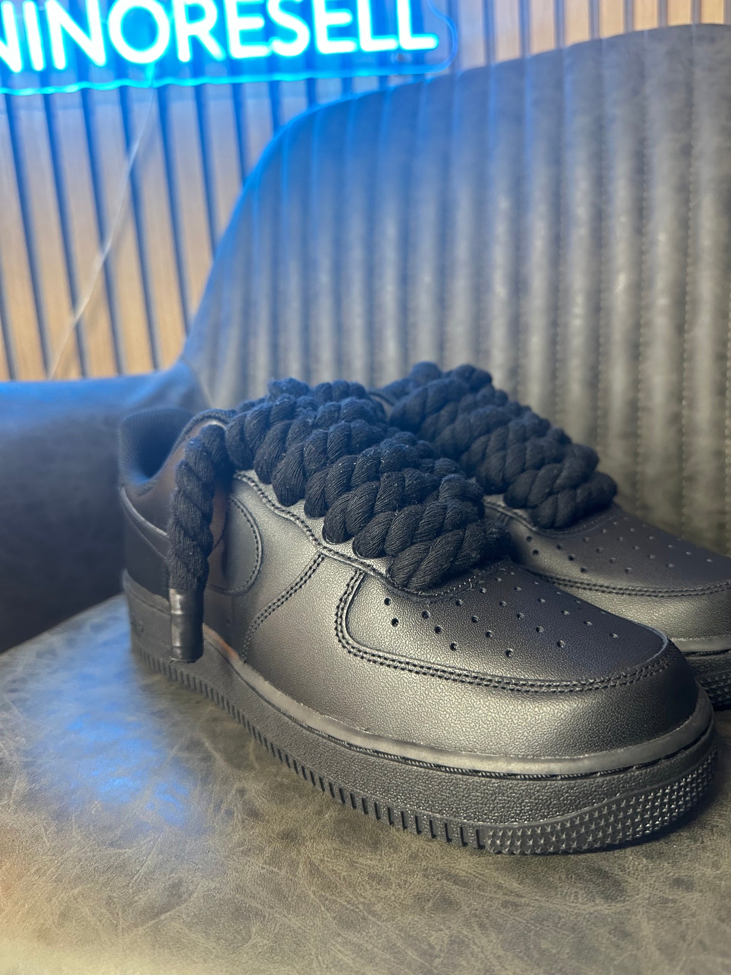 AIR FORCE 1 BLACK ROPE LACES