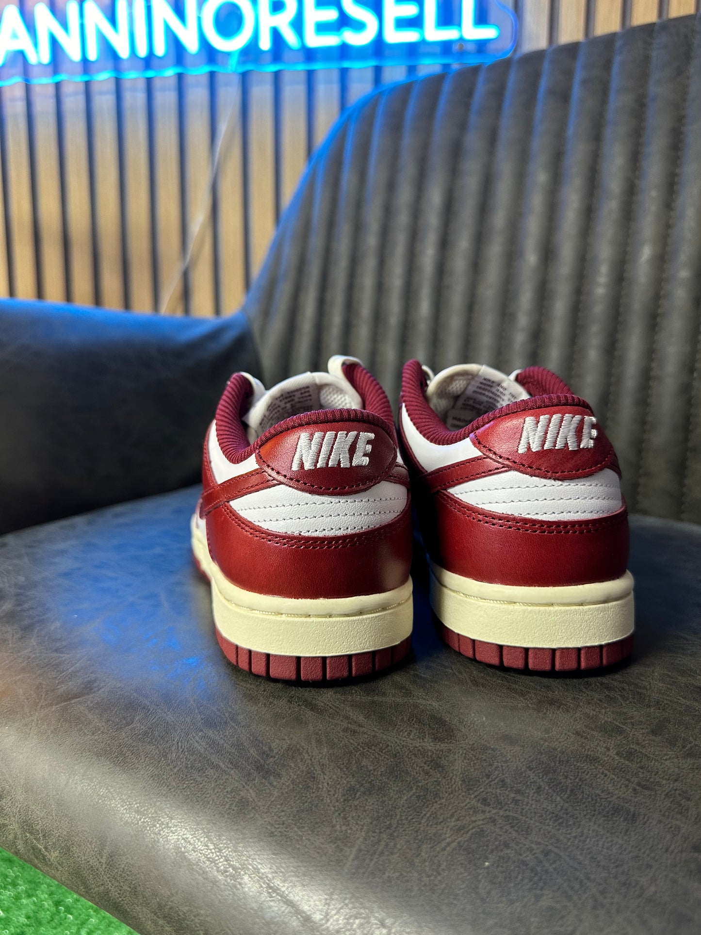 DUNK LOW TEAM RED VINTAGE