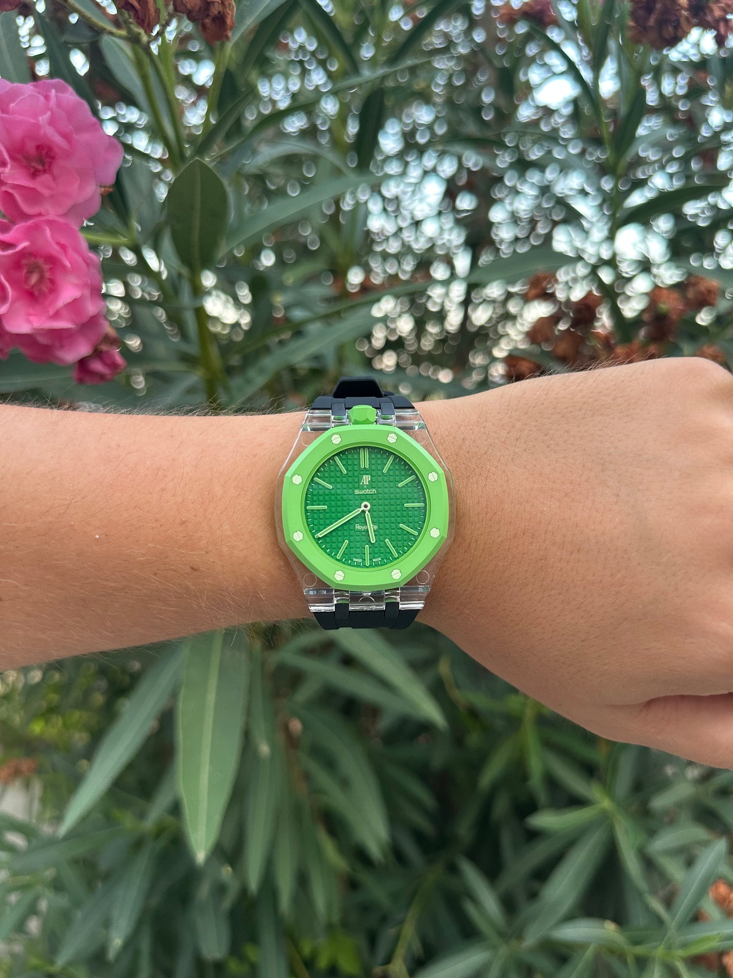 SWATCH X AUDEMARS GREEN EIGHT