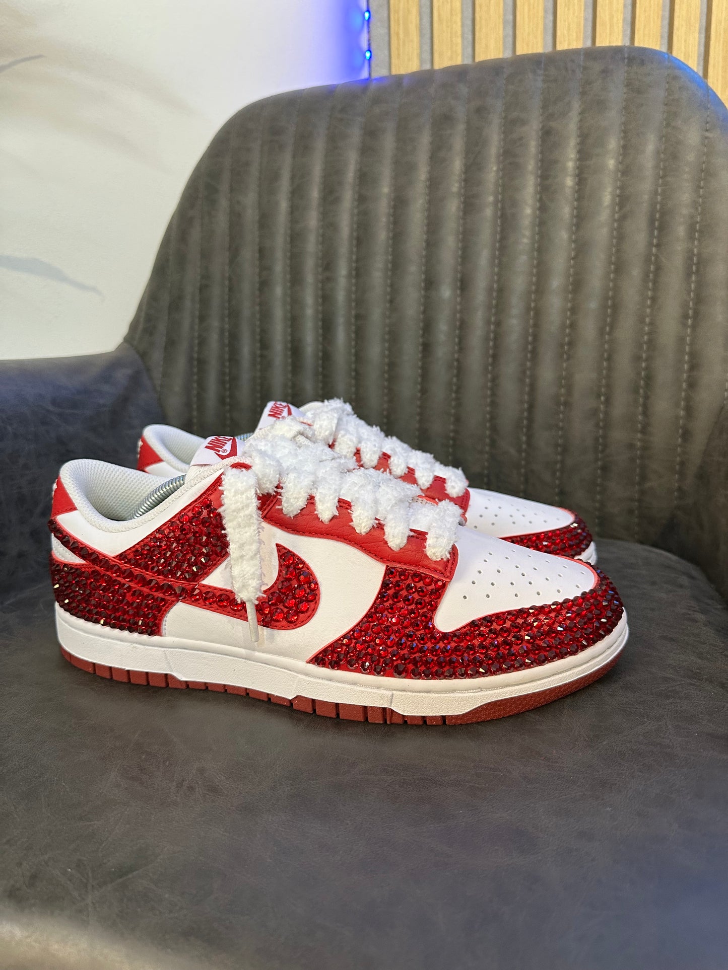 DUNK LOW CUSTOM RED DIAMOND swarosky