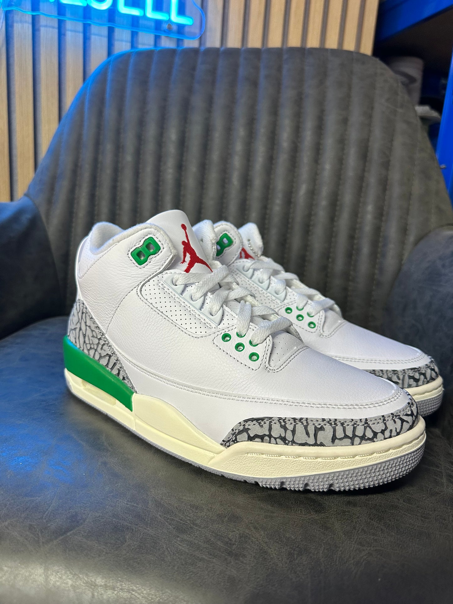 JORDAN 3 LUCKY GREEN