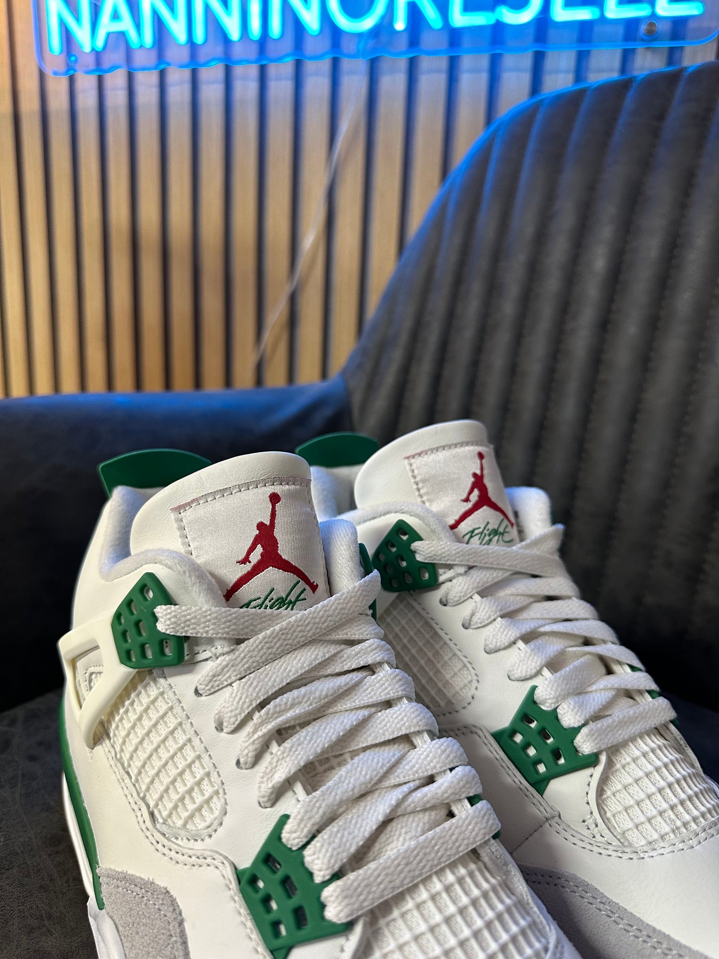 JORDAN 4 SB PINE GREEN