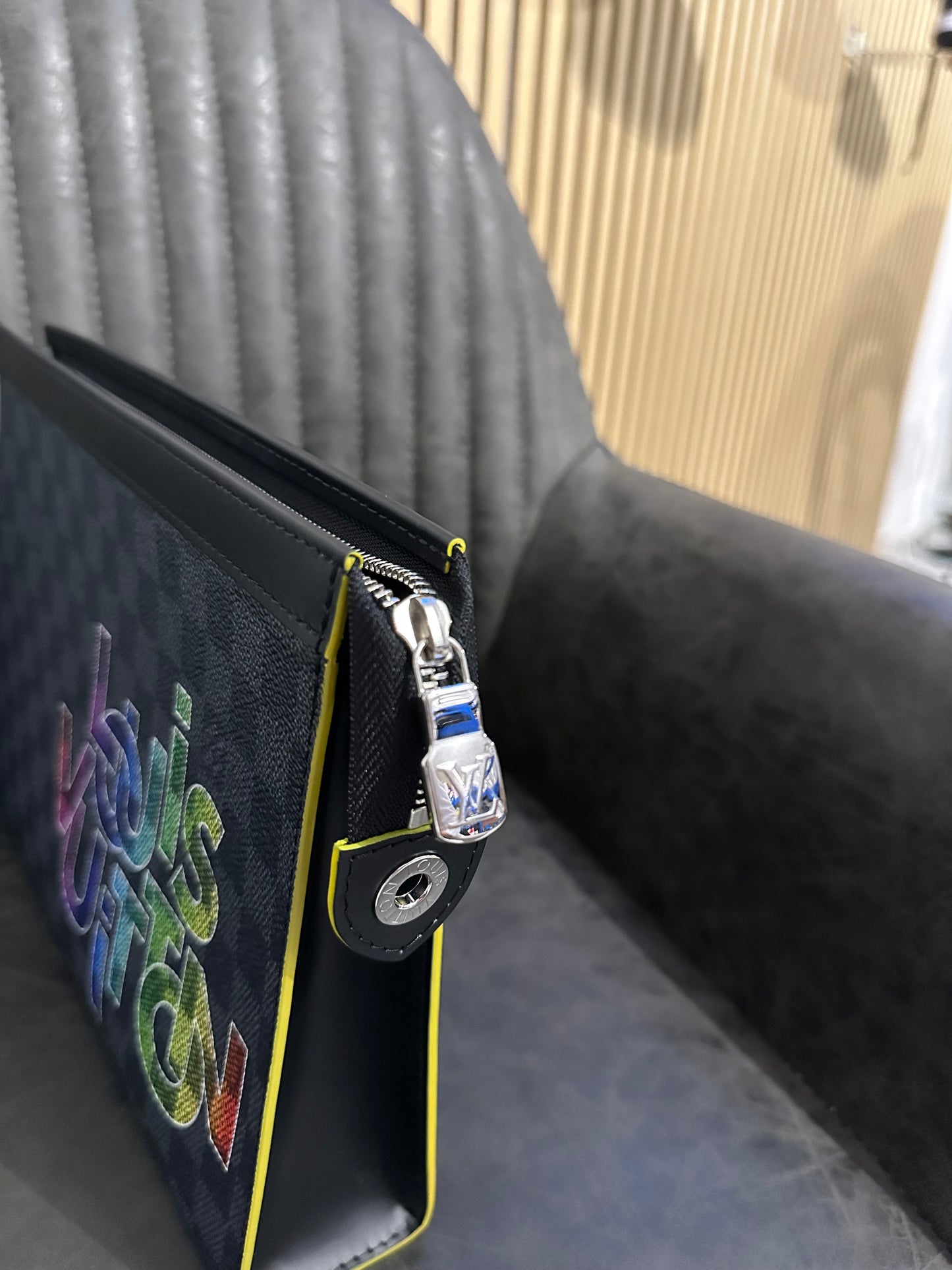 Pochette Voyage MM Damier Graphite Louis Vuitton N60307