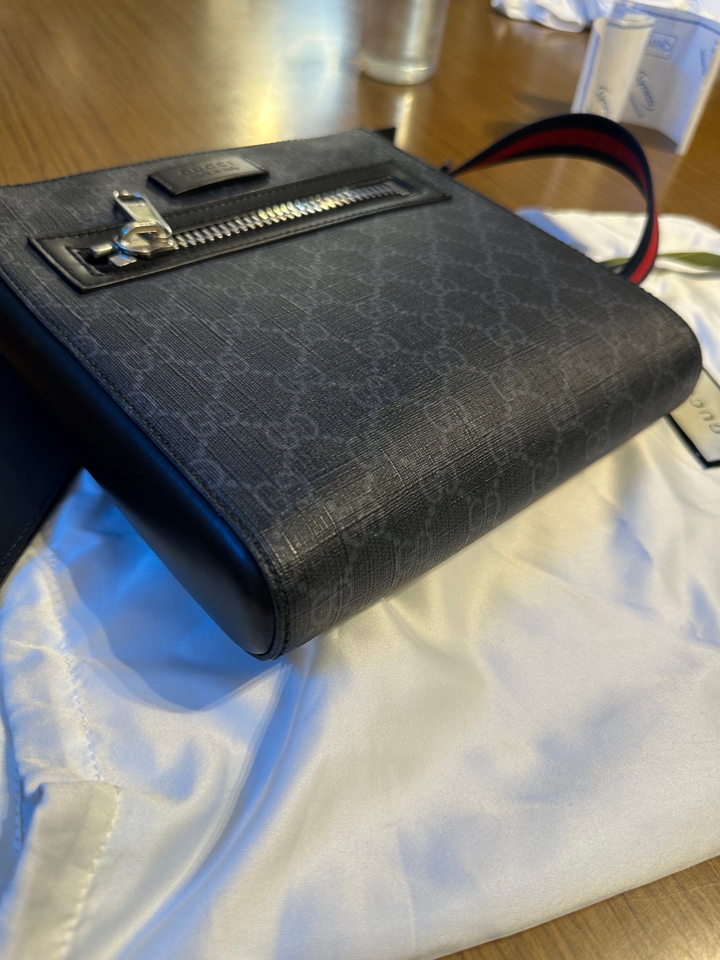 TRACOLLA GUCCI MESSENGER GG SUPREME SMALL
