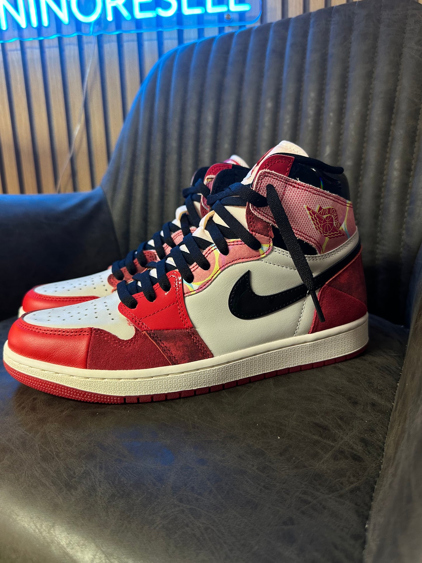 JORDAN 1 HIGH SPIDERMAN
