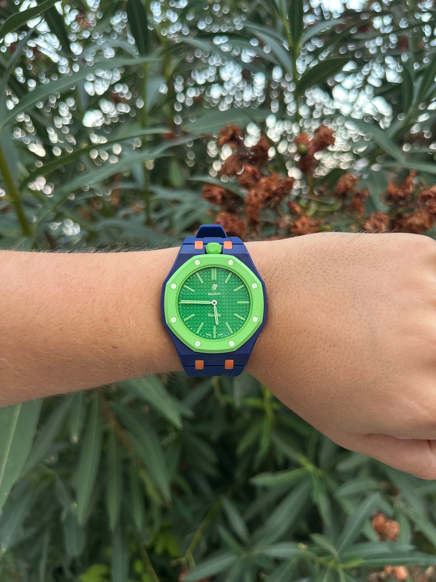 SWATCH X AUDEMARS GREEN EIGHT