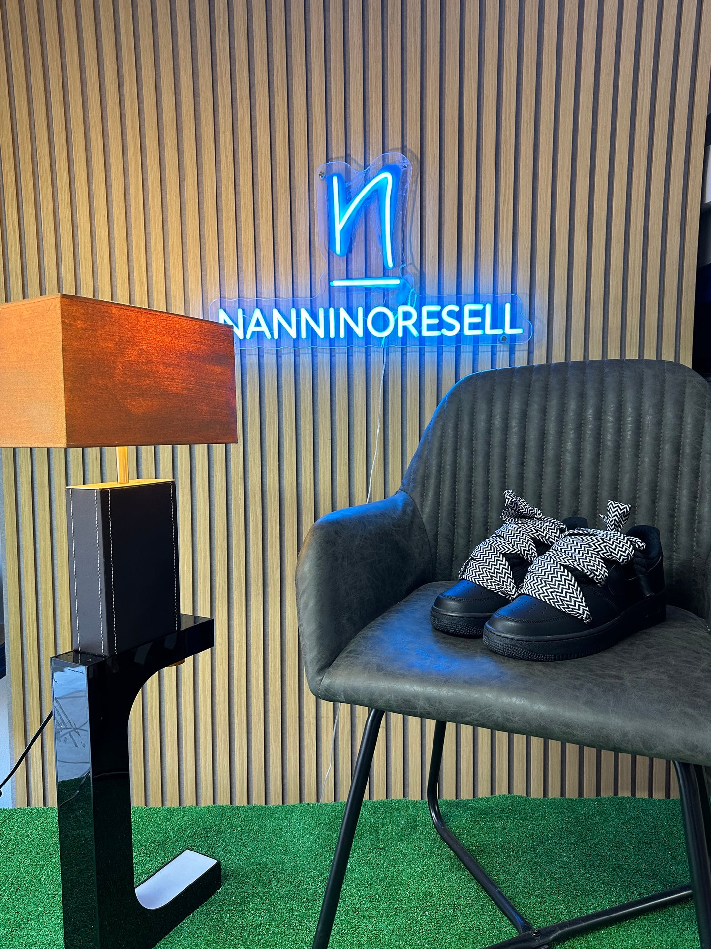 AIR FORCE BLACK LANVIN