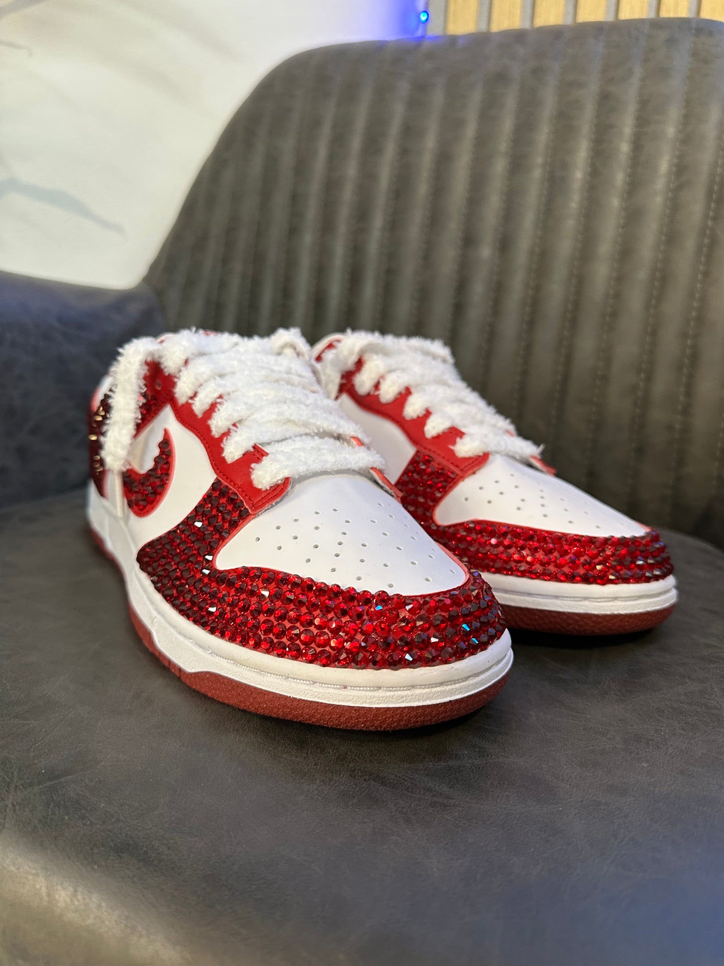 DUNK LOW CUSTOM RED DIAMOND swarosky