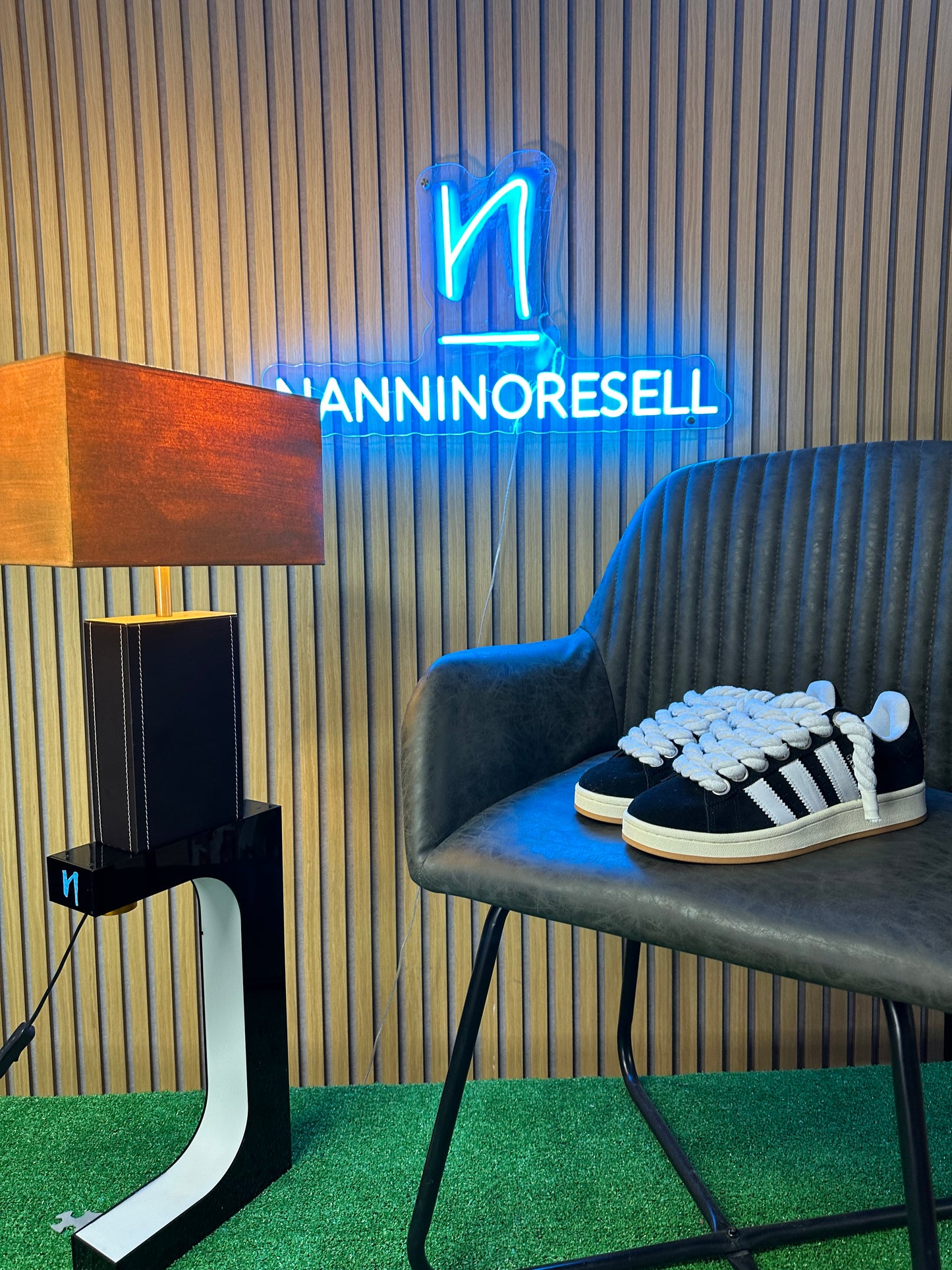 ADIDAS CAMPUS BLACK ROPE LACES white