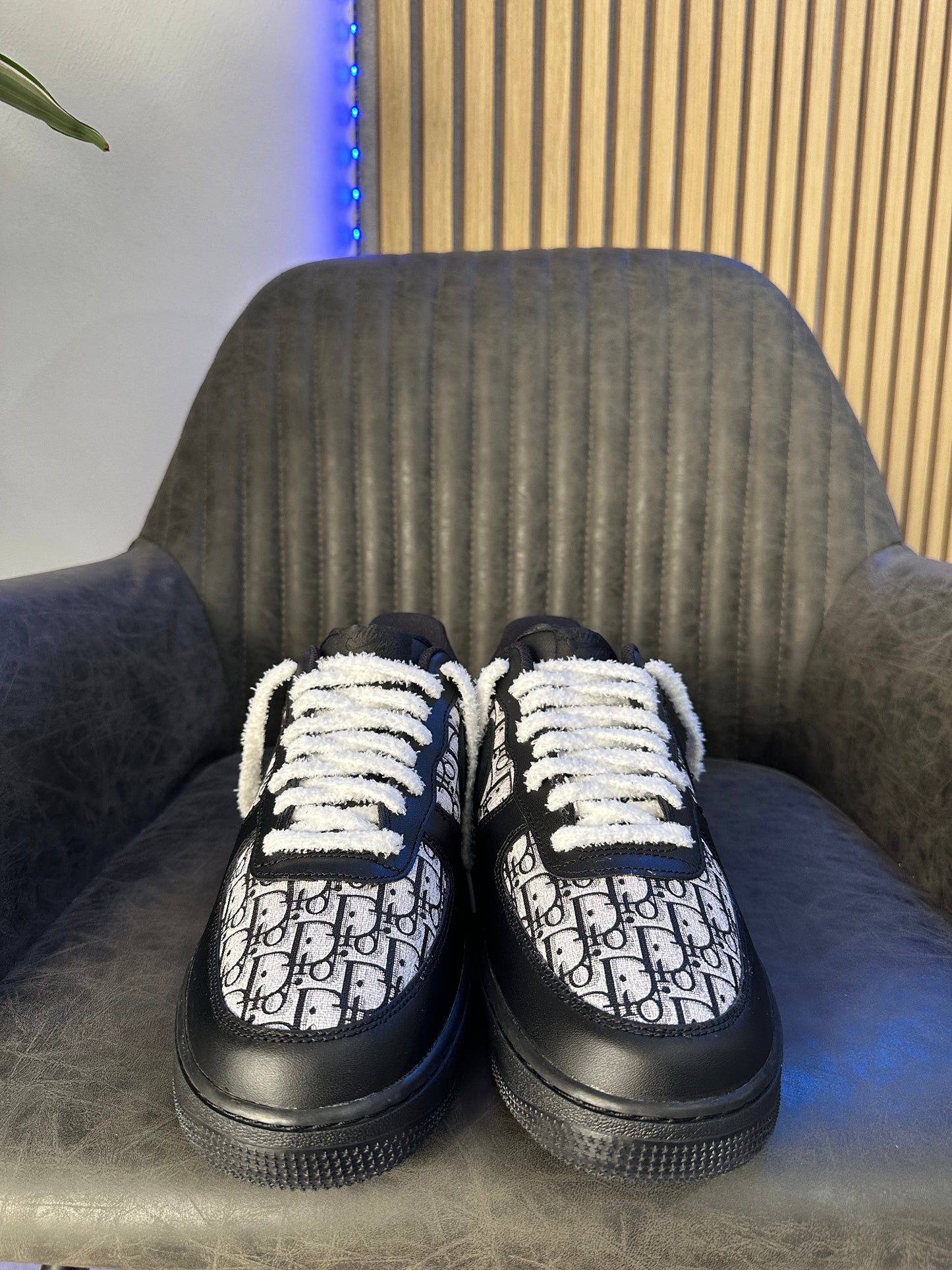 AIR FORCE BLACK CUSTOM PATTERN DIOR