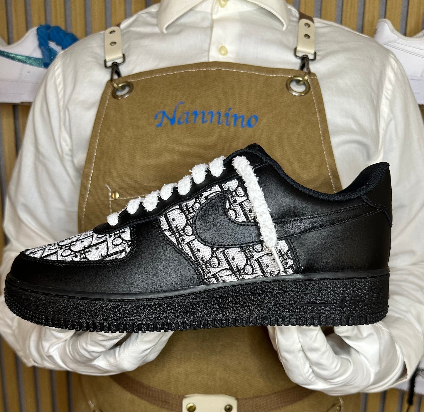 AIR FORCE BLACK CUSTOM PATTERN DIOR