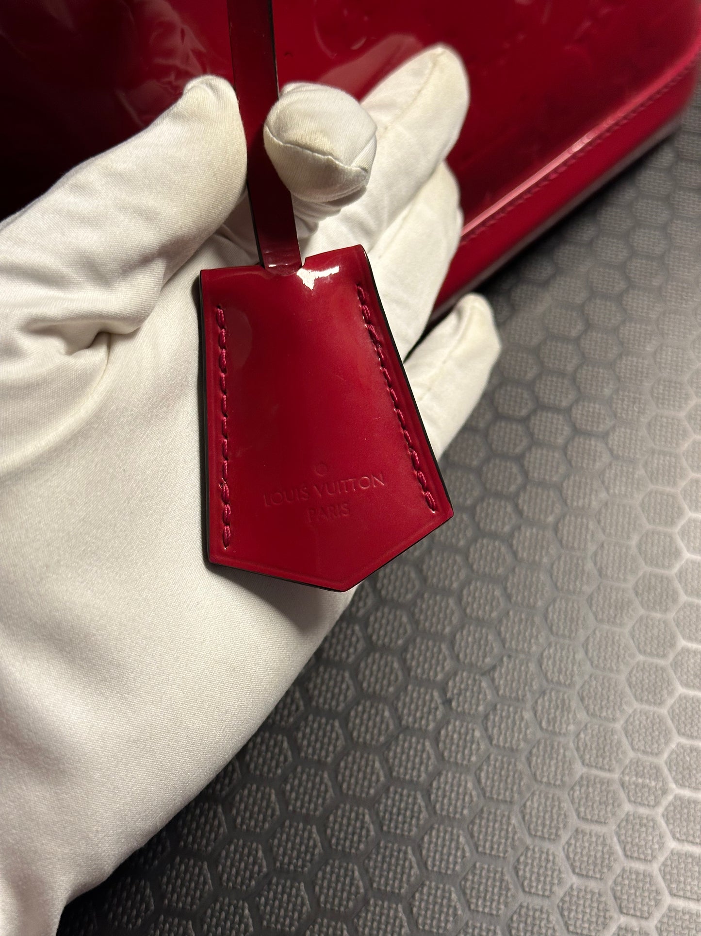 LOUIS VUITTON ALMA BB ROSSA CILIEGIA