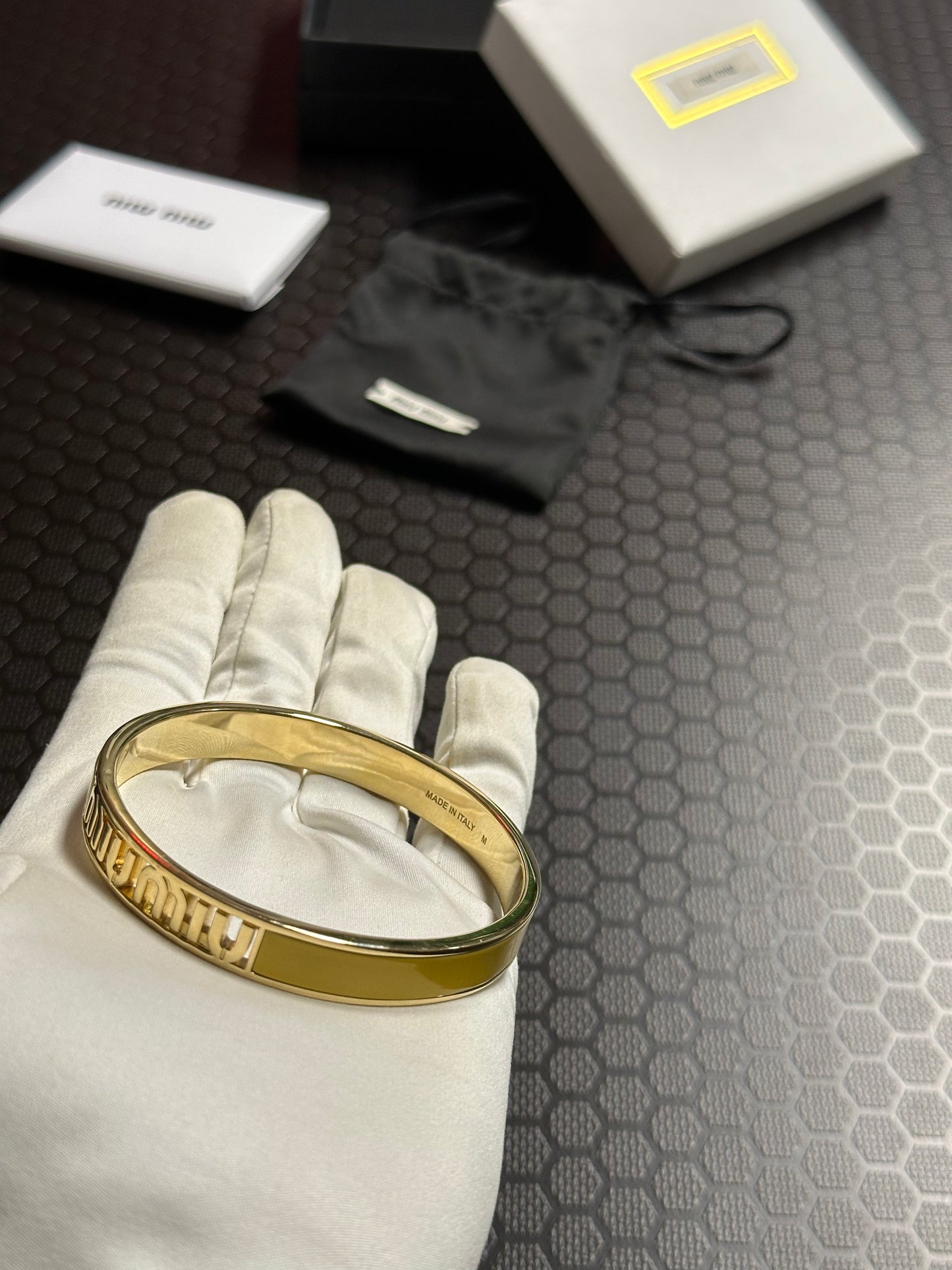 BRACCIALE RIGIDO MIUMIU