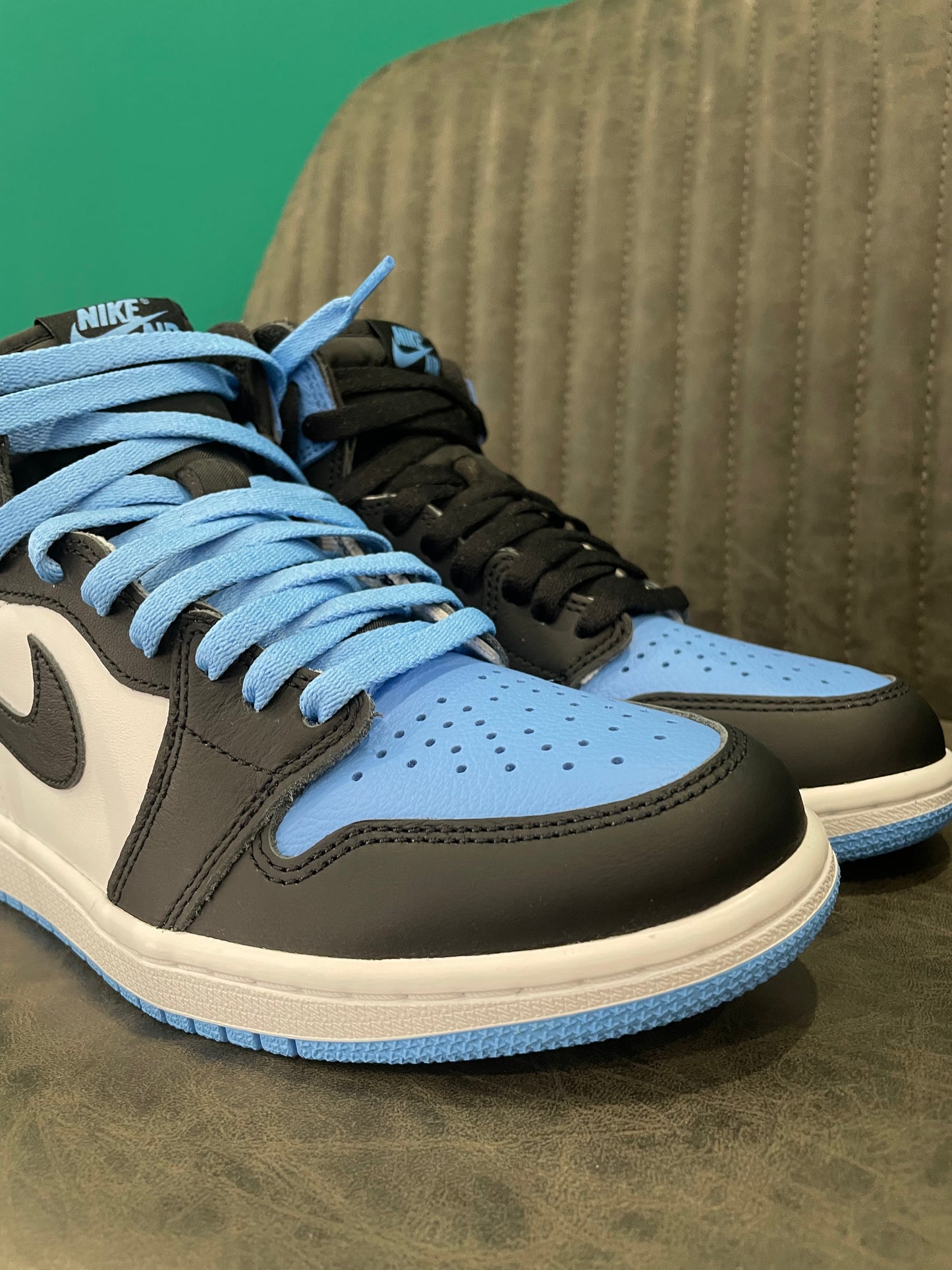 Jordan 1 high unc toe