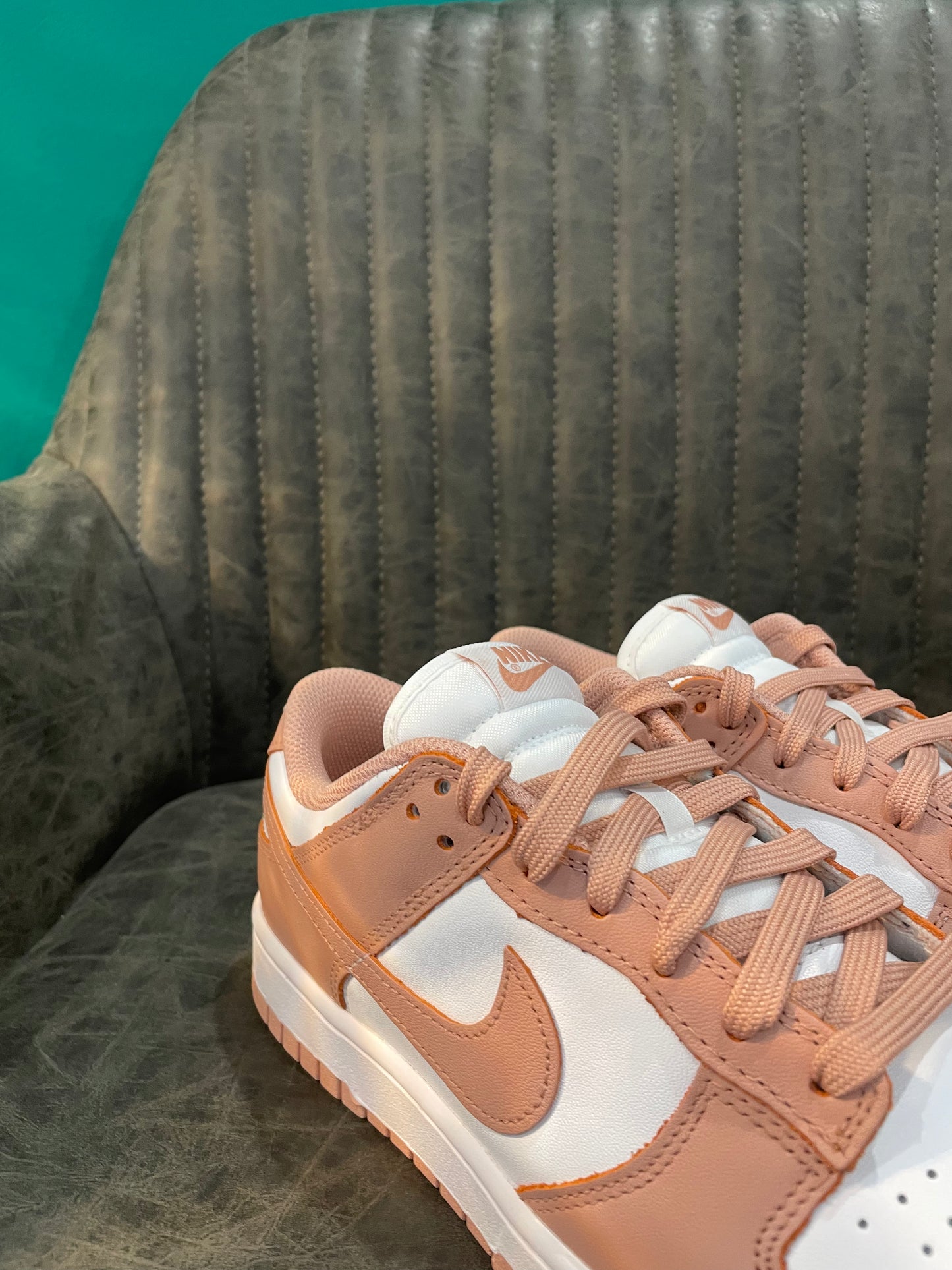 DUNK LOW ROSE WHISPER