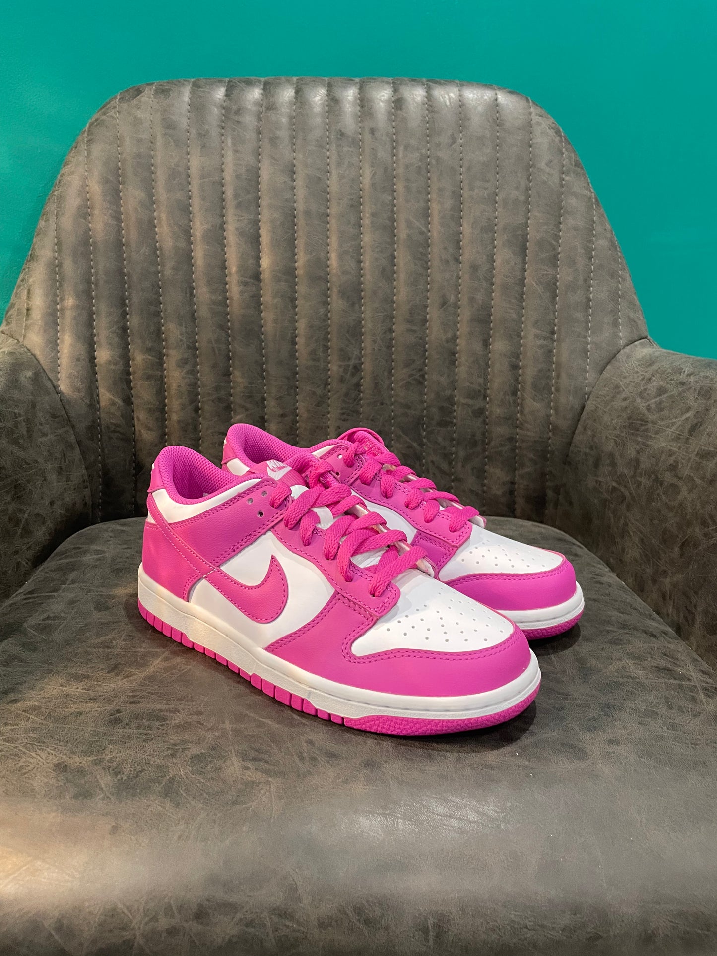 DUNK LOW FUCSIA